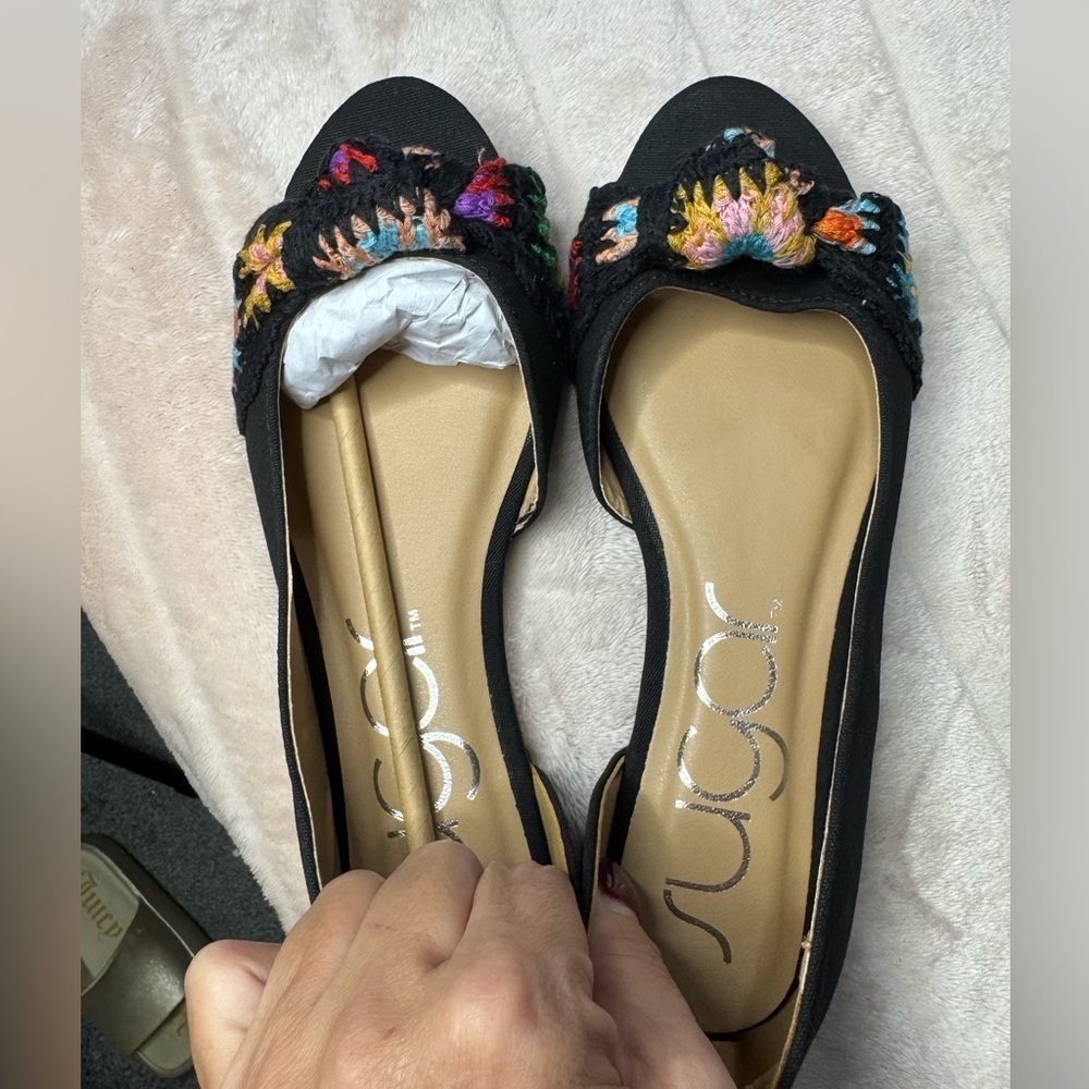 Sugar Black Open Toe Flats with Colorful Embroidery - Picture 2 of 4